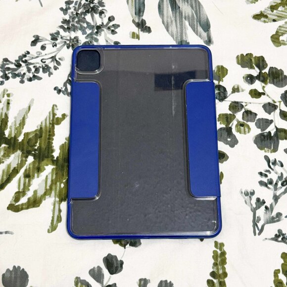Otterbox Symmetry iPad Pro 11" Case - Picture 4 of 5